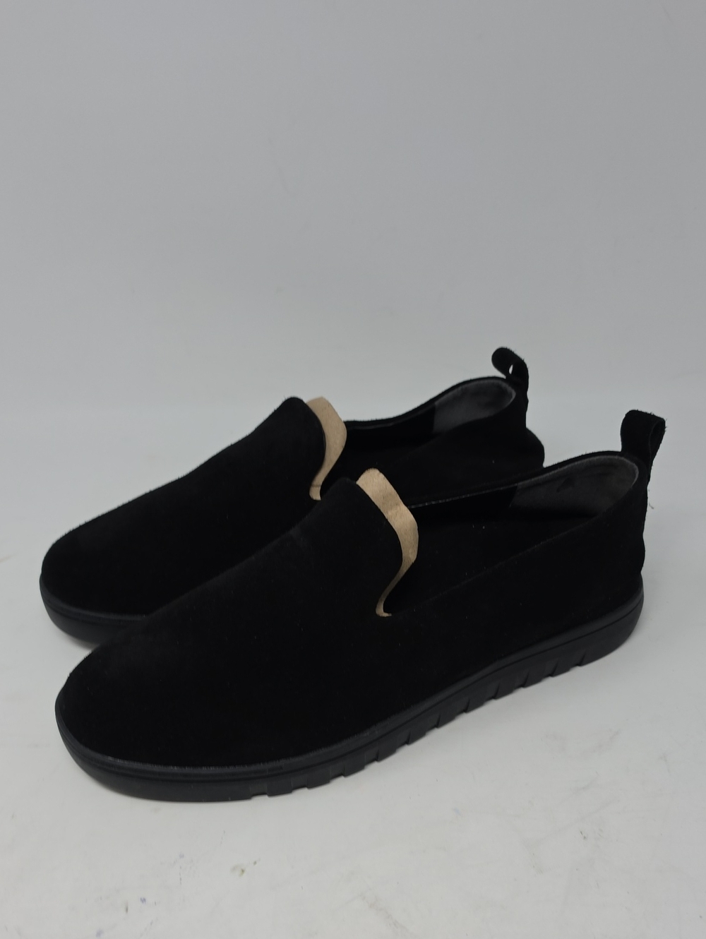 Vionic Uptown Villa Women's Black Slip-On Flats with Tan Accent Loafers